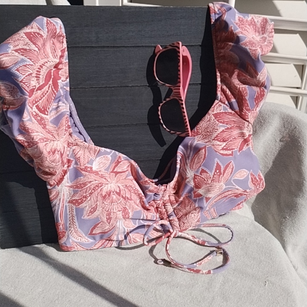 NEW Time and Tru off the shoulder bikini top.